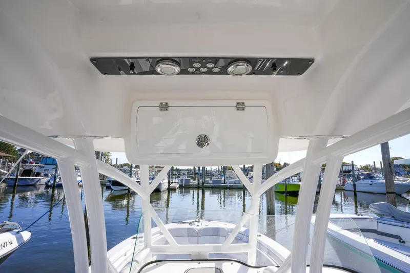 Slide: The Image of Sea Fox 249 Avenger 2019 - 14