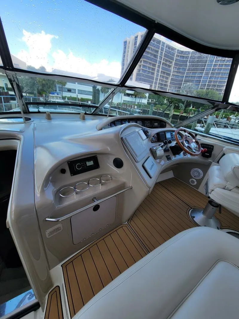 Slide: The Image of Sea Ray 540 Sundancer 2000 - 30