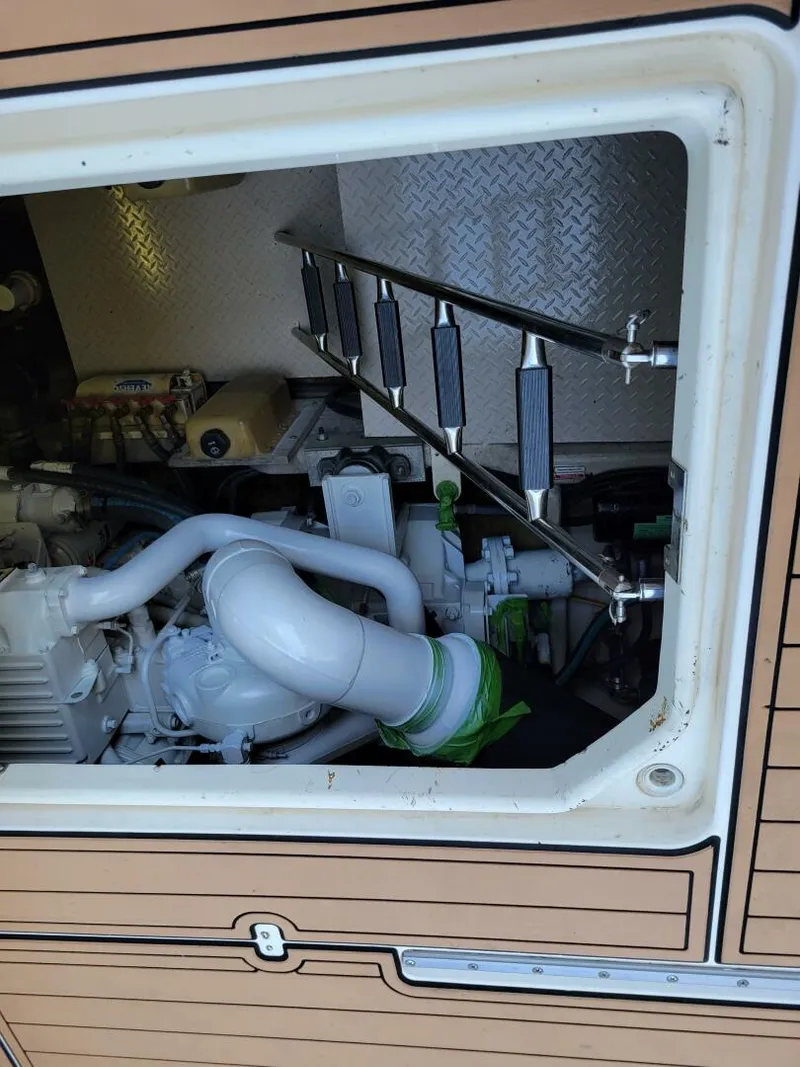 Slide: The Image of Sea Ray 540 Sundancer 2000 - 43
