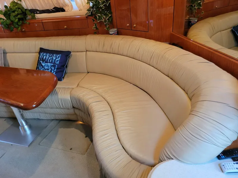 Slide: The Image of Sea Ray 540 Sundancer 2000 - 68