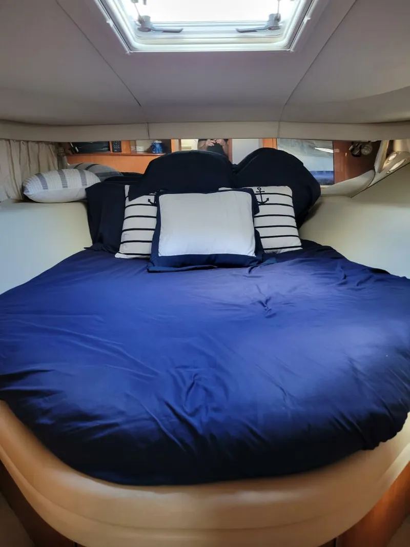 Slide: The Image of Sea Ray 540 Sundancer 2000 - 75