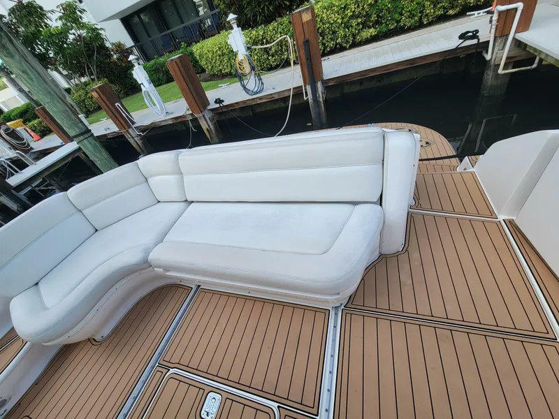 Slide: The Image of Sea Ray 540 Sundancer 2000 - 81