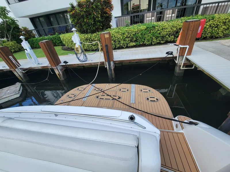 Slide: The Image of Sea Ray 540 Sundancer 2000 - 85