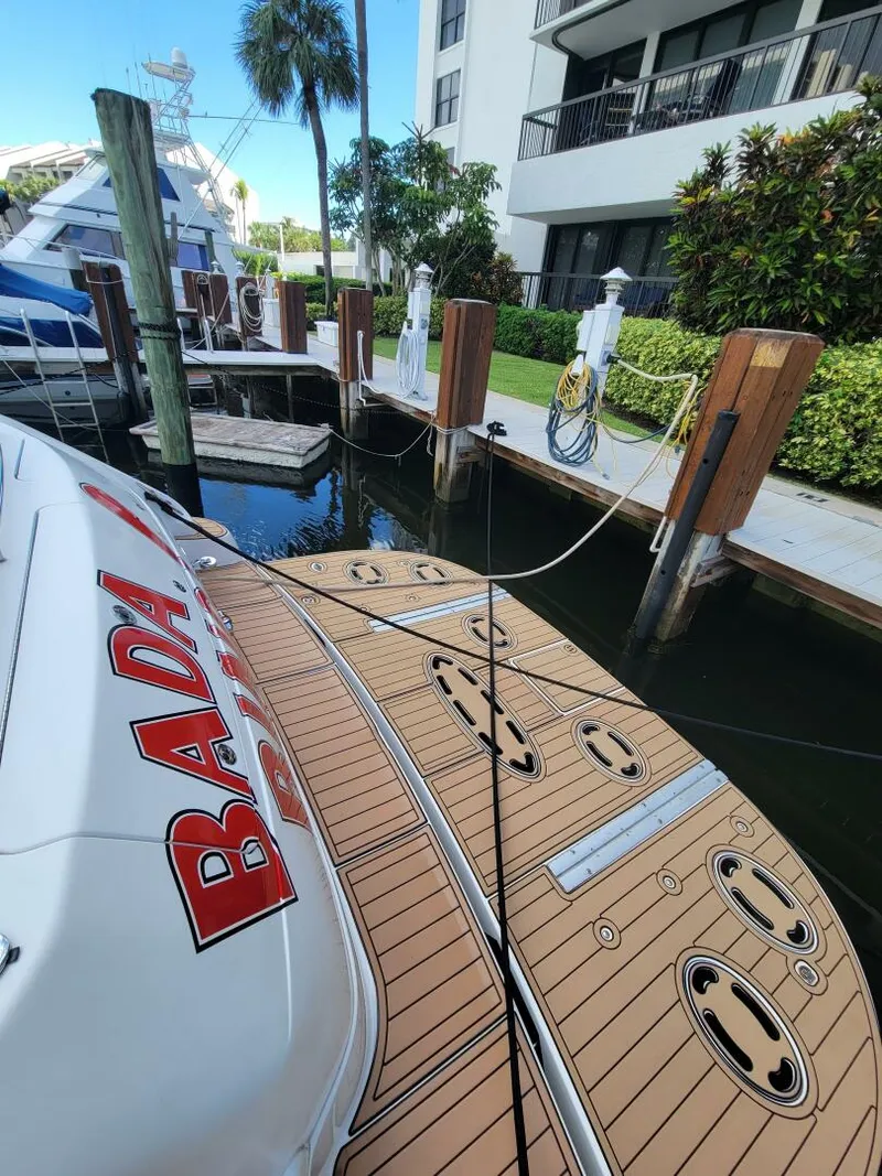 Slide: The Image of Sea Ray 540 Sundancer 2000 - 87