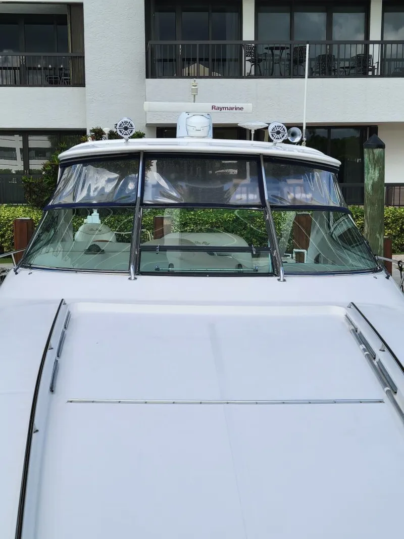 Slide: The Image of Sea Ray 540 Sundancer 2000 - 95
