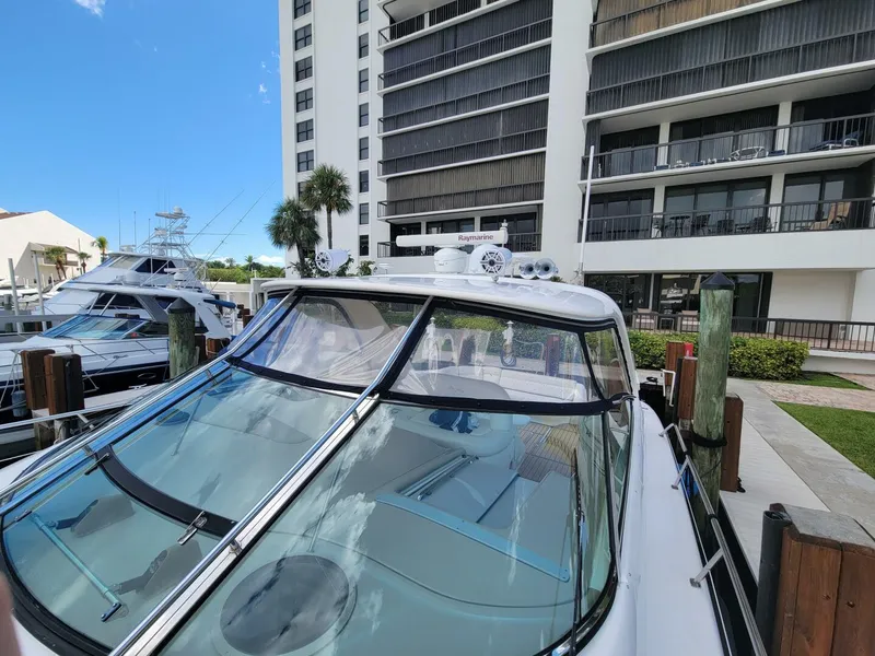Slide: The Image of Sea Ray 540 Sundancer 2000 - 96