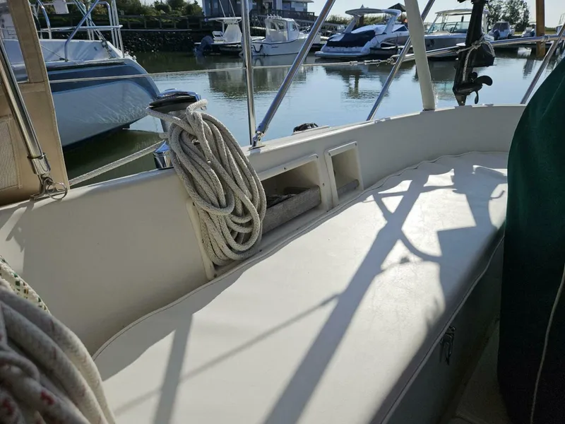 Slide: The Image of Pacific Seacraft 1994 - 15