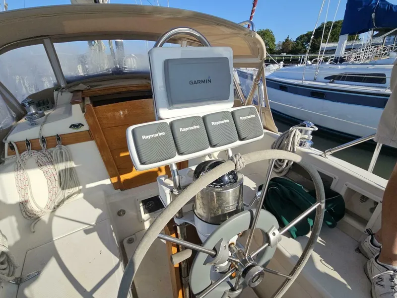 Slide: The Image of Pacific Seacraft 1994 - 21