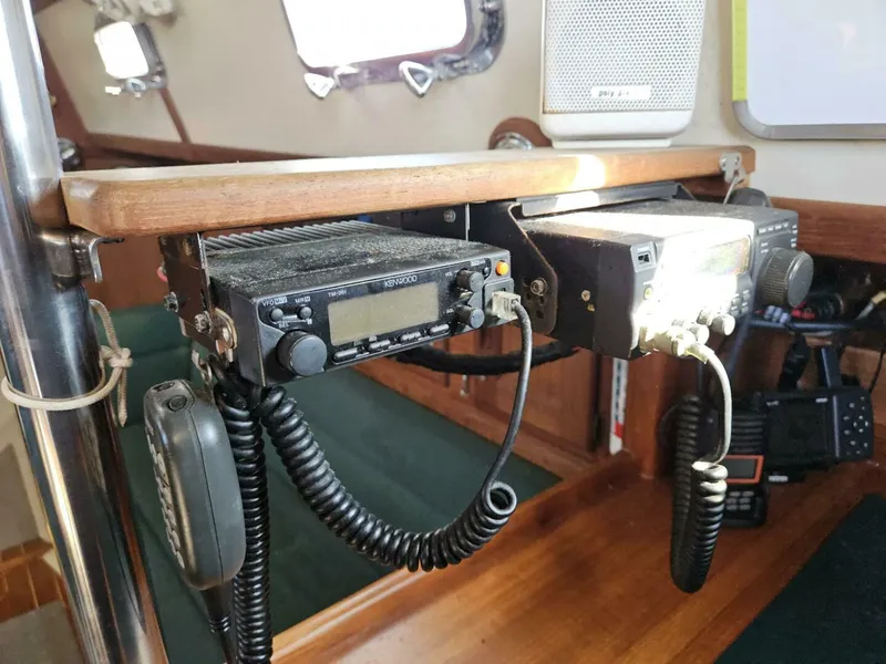 Slide: The Image of Pacific Seacraft 1994 - 25