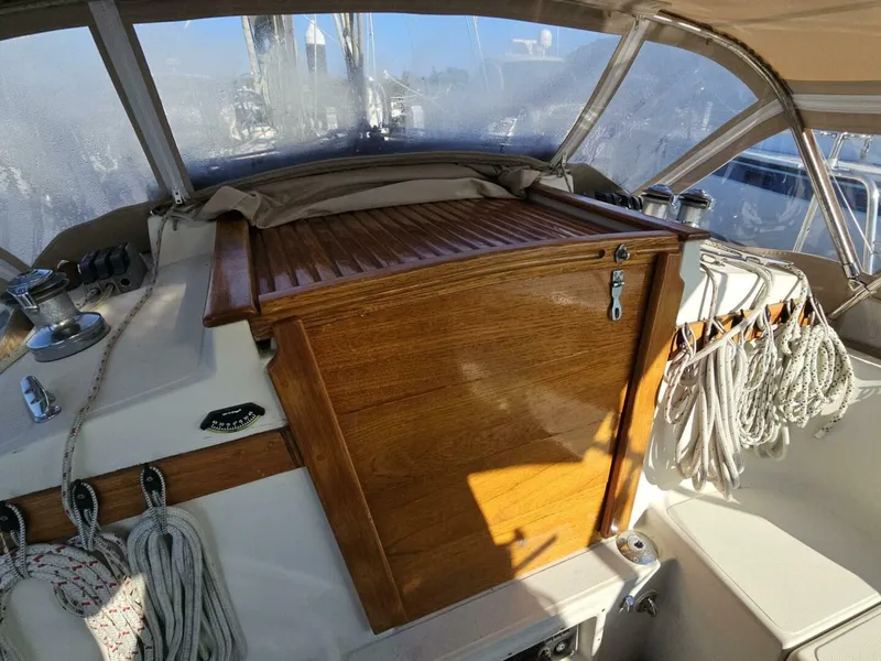 Slide: The Image of Pacific Seacraft 1994 - 39