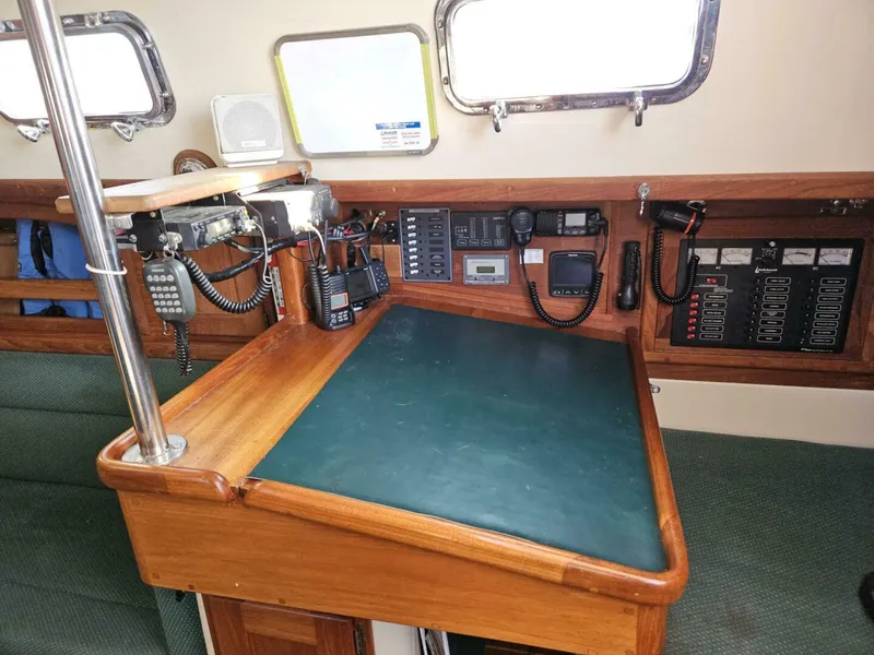 Slide: The Image of Pacific Seacraft 1994 - 4