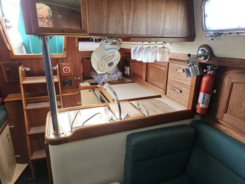 Slide: The Image of Pacific Seacraft 1994 - 45