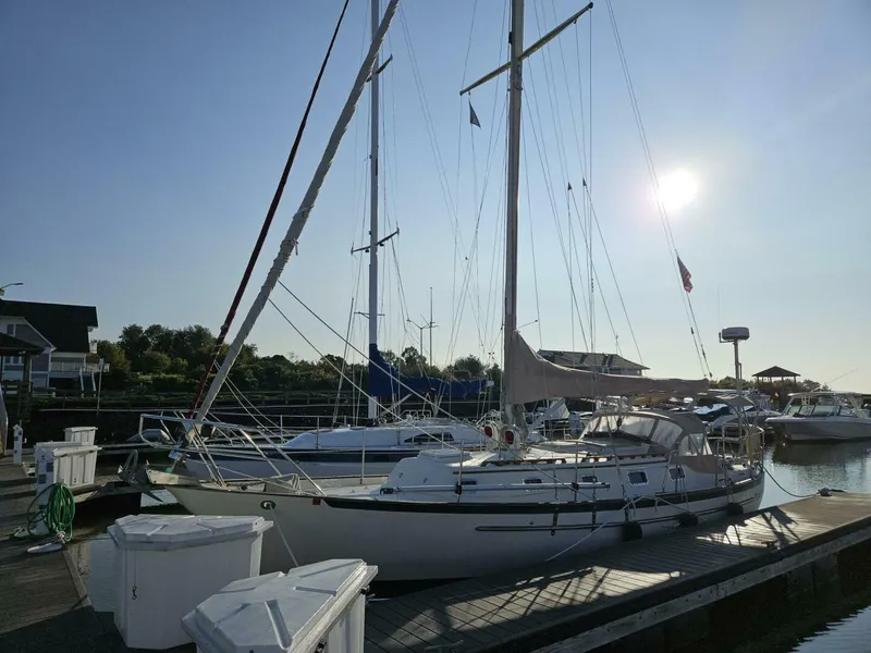 Slide: The Image of Pacific Seacraft 1994 - 46