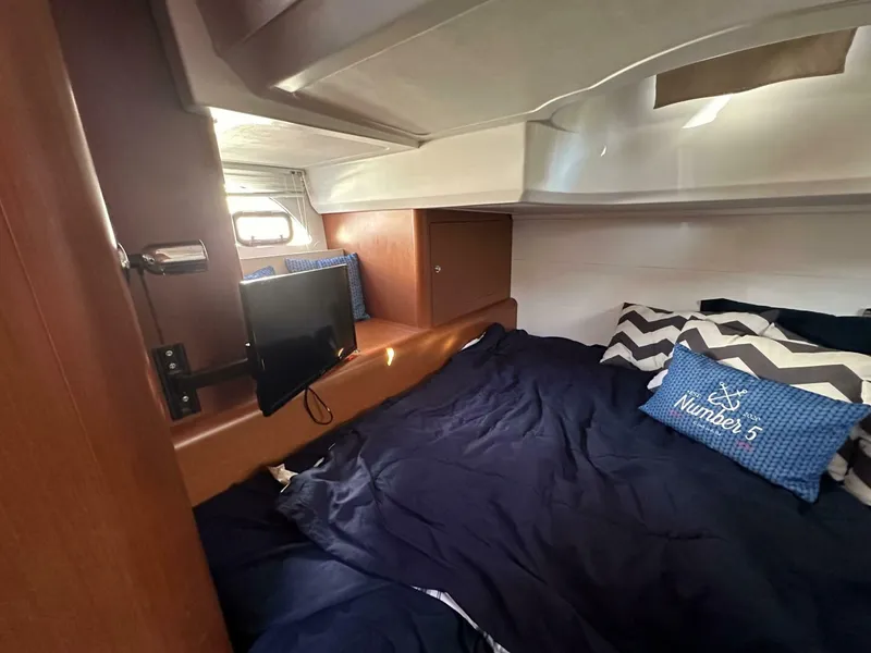Slide: The Image of Beneteau Gran Turismo 2013 - 17