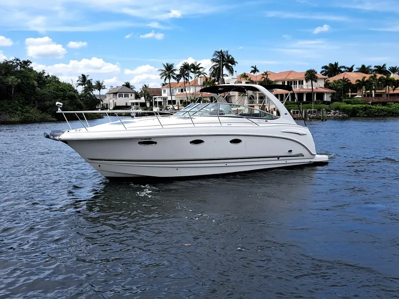 The Image of Chaparral 330 Signature Cruiser 2005 - 0