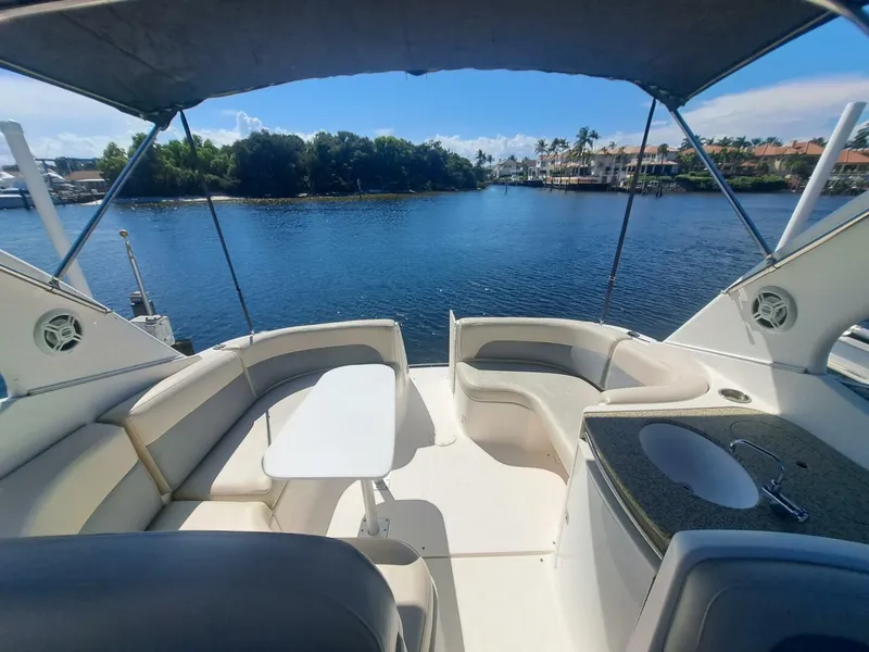 Slide: The Image of Chaparral 330 Signature Cruiser 2005 - 6