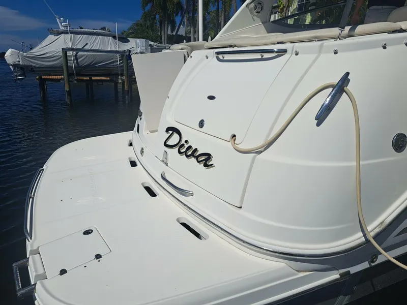 Slide: The Image of Chaparral 330 Signature Cruiser 2005 - 8