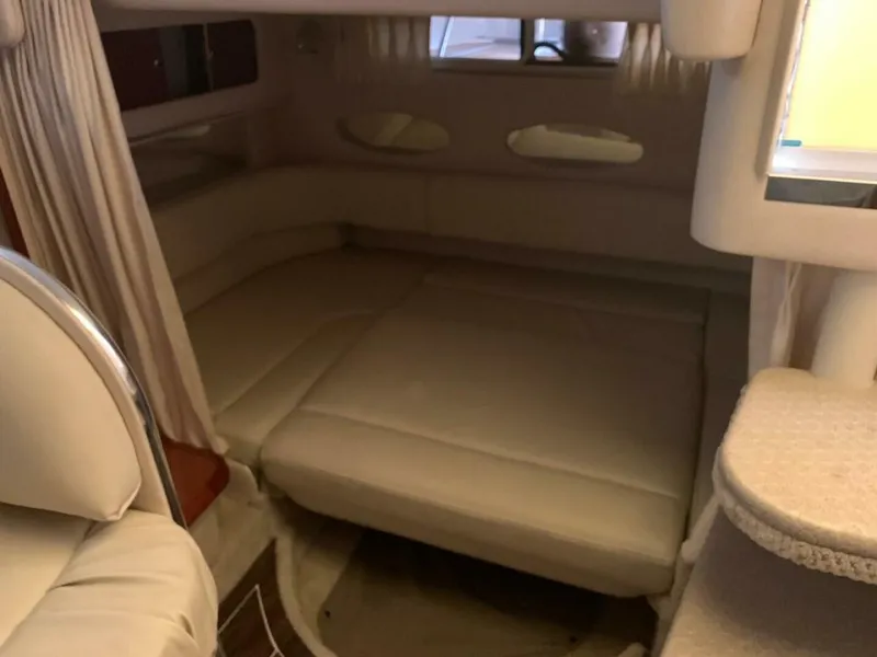 Slide: The Image of Sea Ray Sundancer 2002 - 11