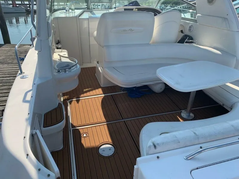 Slide: The Image of Sea Ray Sundancer 2002 - 12