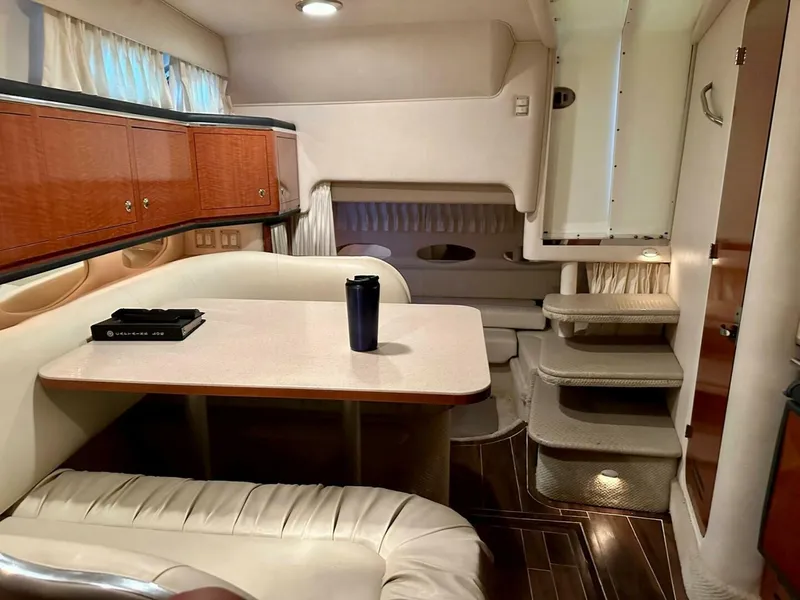 Slide: The Image of Sea Ray Sundancer 2002 - 13