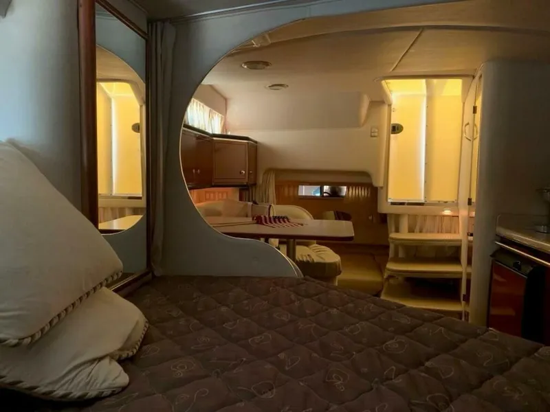 Slide: The Image of Sea Ray Sundancer 2002 - 15