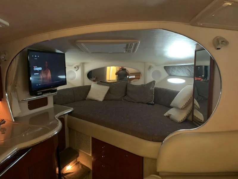 Slide: The Image of Sea Ray Sundancer 2002 - 4