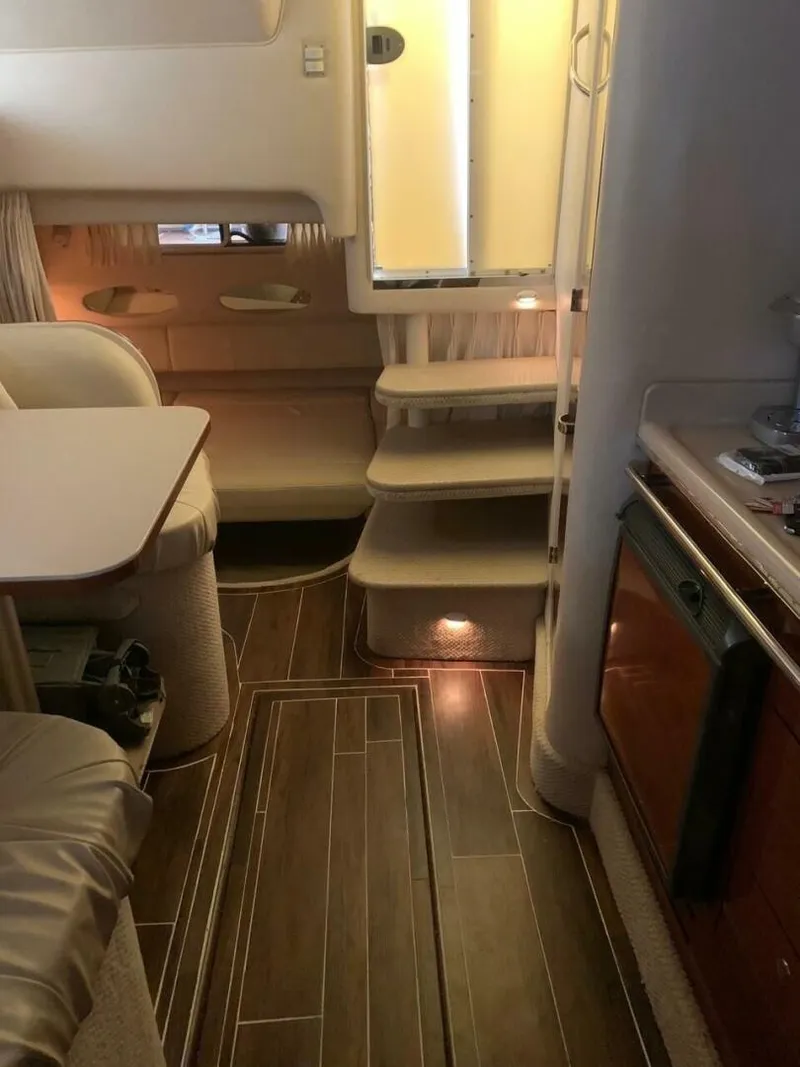 Slide: The Image of Sea Ray Sundancer 2002 - 7