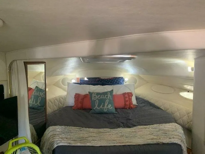 Slide: The Image of Sea Ray 340 Sundancer 2001 - 12