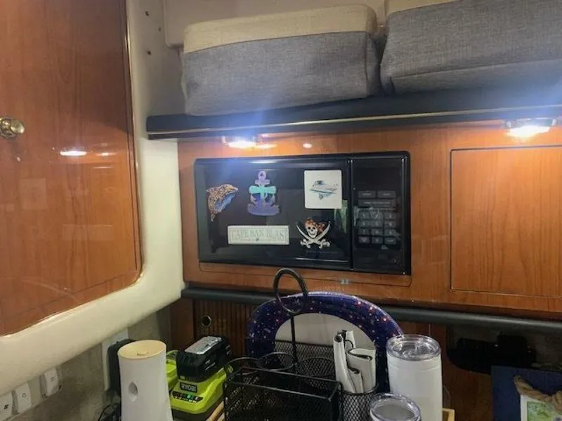 Slide: The Image of Sea Ray 340 Sundancer 2001 - 28