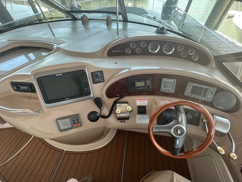 Slide: The Image of Sea Ray 460 Sundancer 2002 - 13