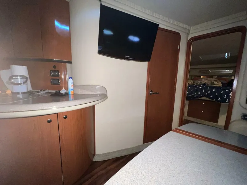 Slide: The Image of Sea Ray 460 Sundancer 2002 - 27