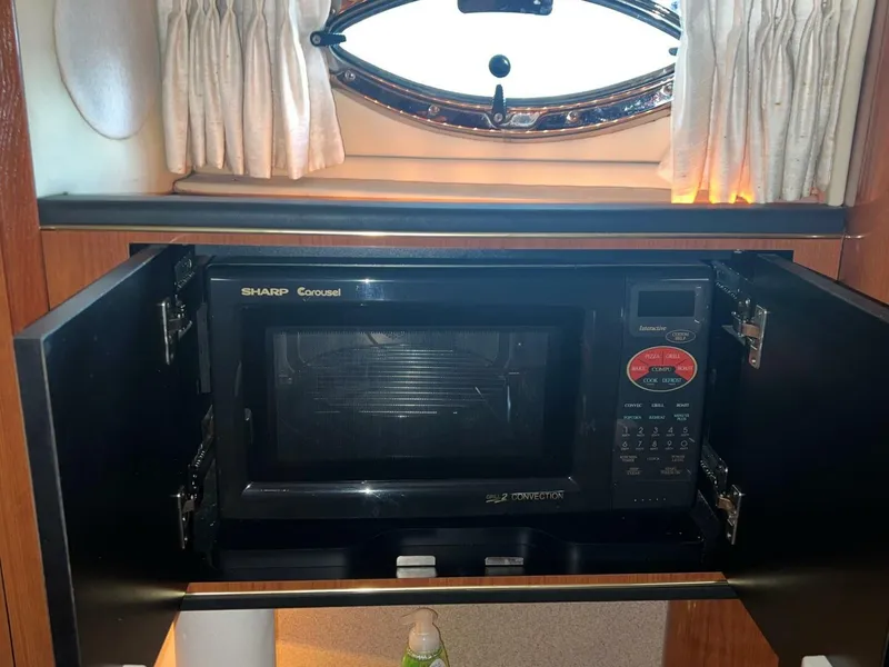 Slide: The Image of Sea Ray 460 Sundancer 2002 - 36