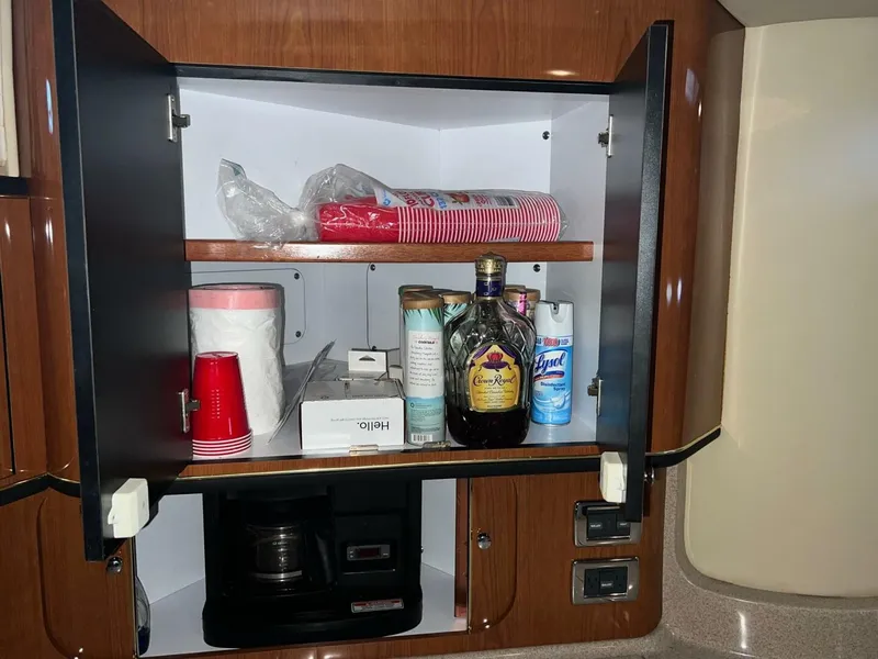 Slide: The Image of Sea Ray 460 Sundancer 2002 - 39