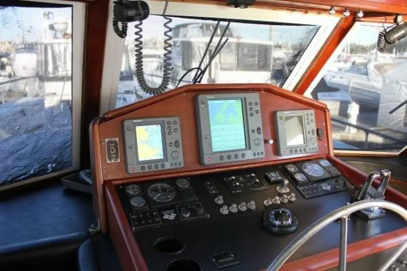 Slide: The Image of Hatteras Motor Yacht 1965 - 17