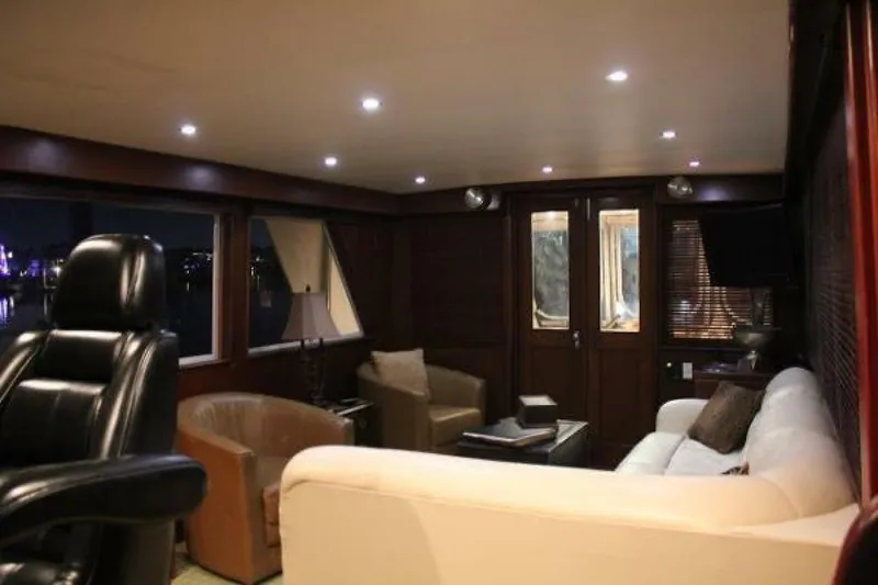 Slide: The Image of Hatteras Motor Yacht 1965 - 20
