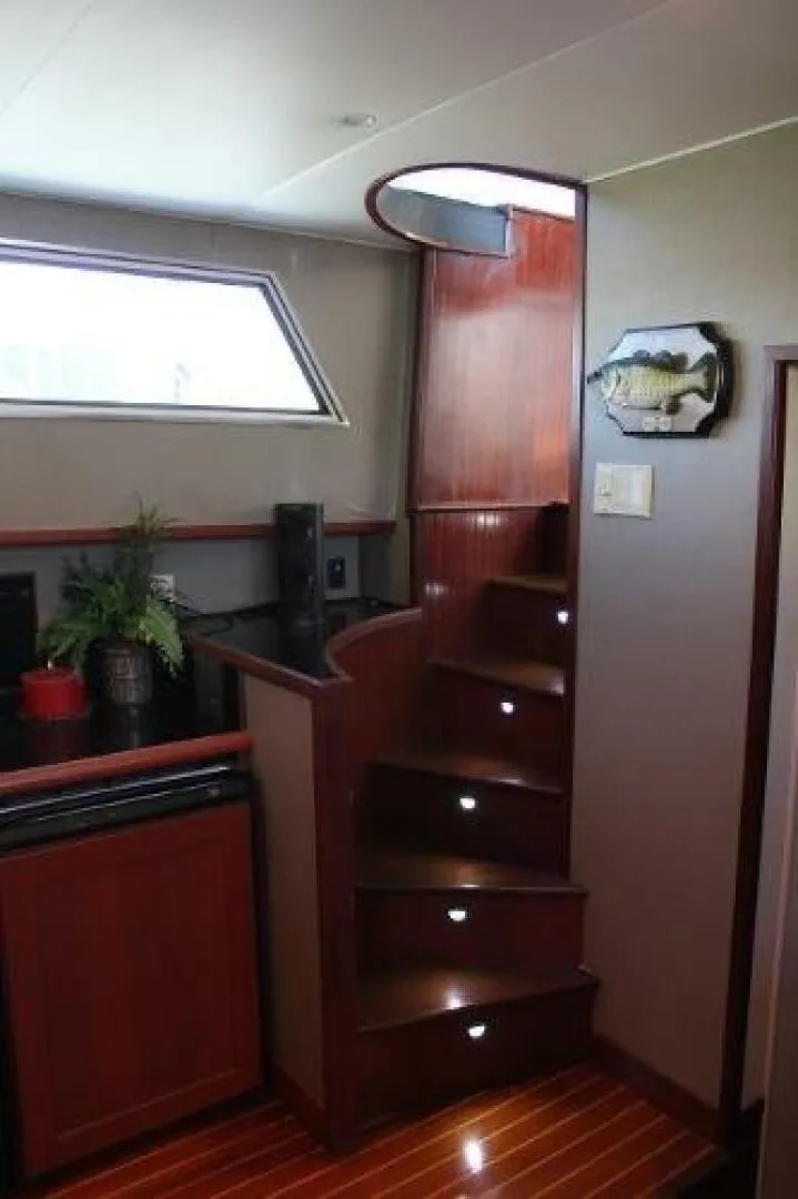 Slide: The Image of Hatteras Motor Yacht 1965 - 21