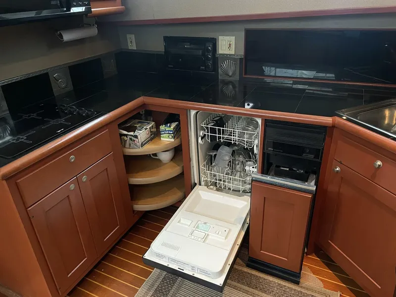 Slide: The Image of Hatteras Motor Yacht 1965 - 23
