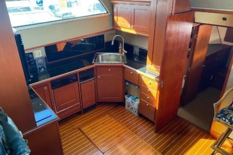 Slide: The Image of Hatteras Motor Yacht 1965 - 28