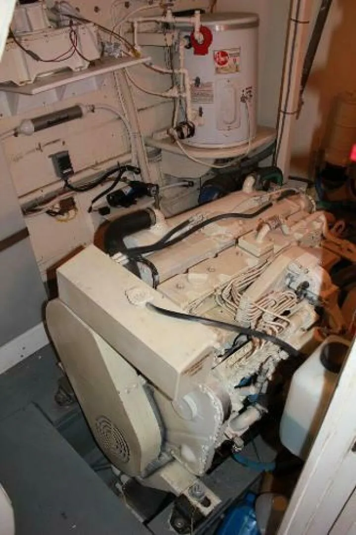 Slide: The Image of Hatteras Motor Yacht 1965 - 42