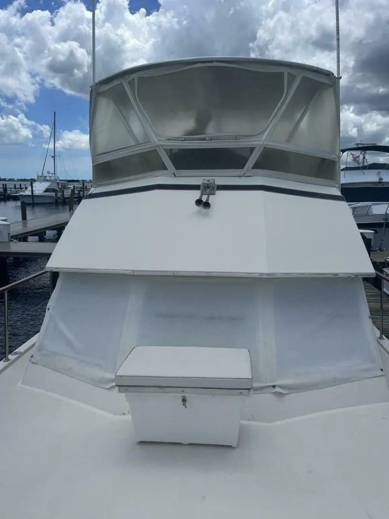 Slide: The Image of Hatteras 48 Motoryacht 1981 - 3