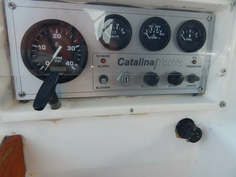 Slide: The Image of Catalina 34 1986 - 6