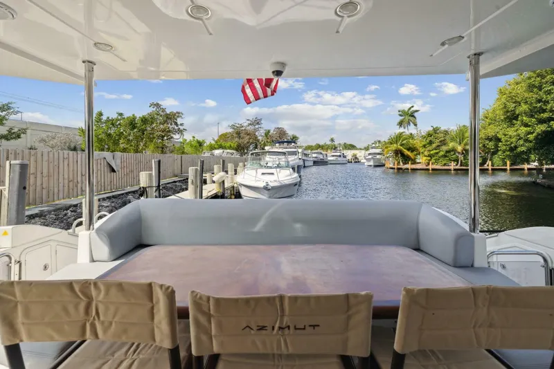 Slide: The Image of Azimut 70 2013 - 21