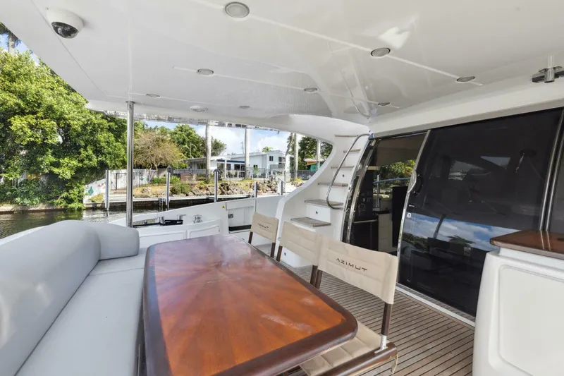 Slide: The Image of Azimut 70 2013 - 22