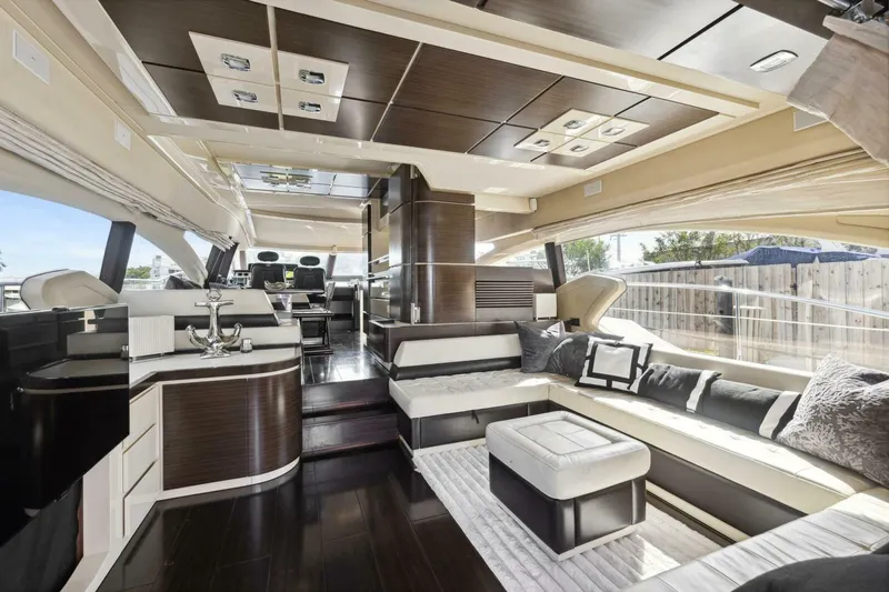 Slide: The Image of Azimut 70 2013 - 27