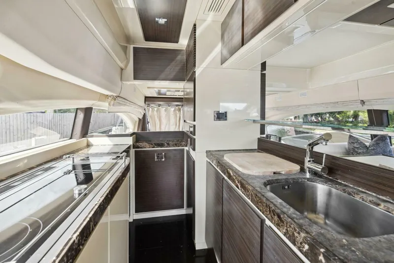 Slide: The Image of Azimut 70 2013 - 30