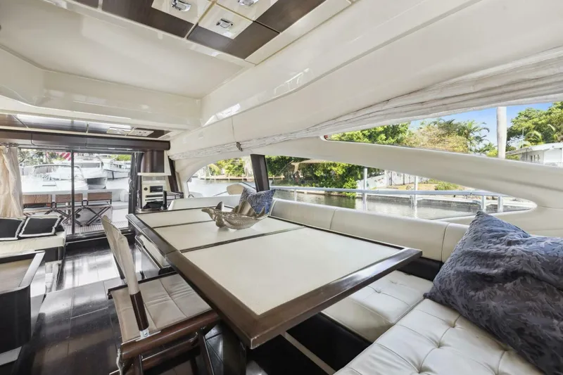Slide: The Image of Azimut 70 2013 - 31