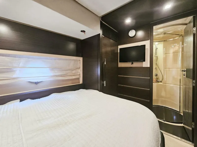 Slide: The Image of Azimut 70 2013 - 52