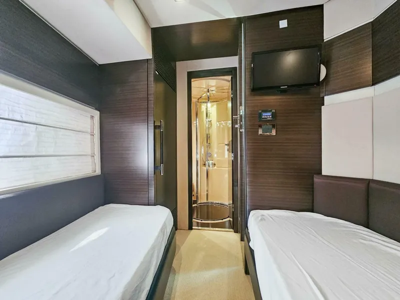 Slide: The Image of Azimut 70 2013 - 55