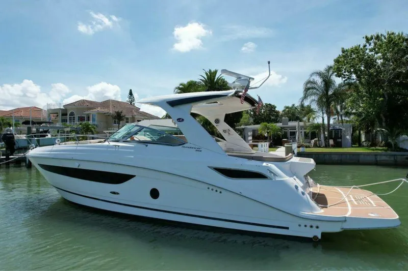 The Image of Sea Ray 350 Sundancer 2016 - 0