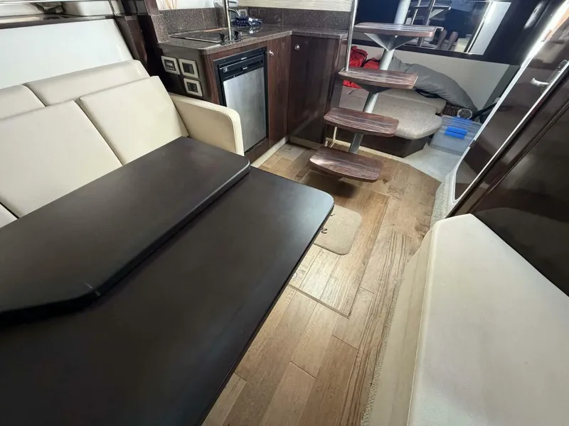 Slide: The Image of Sea Ray 350 Sundancer 2016 - 41